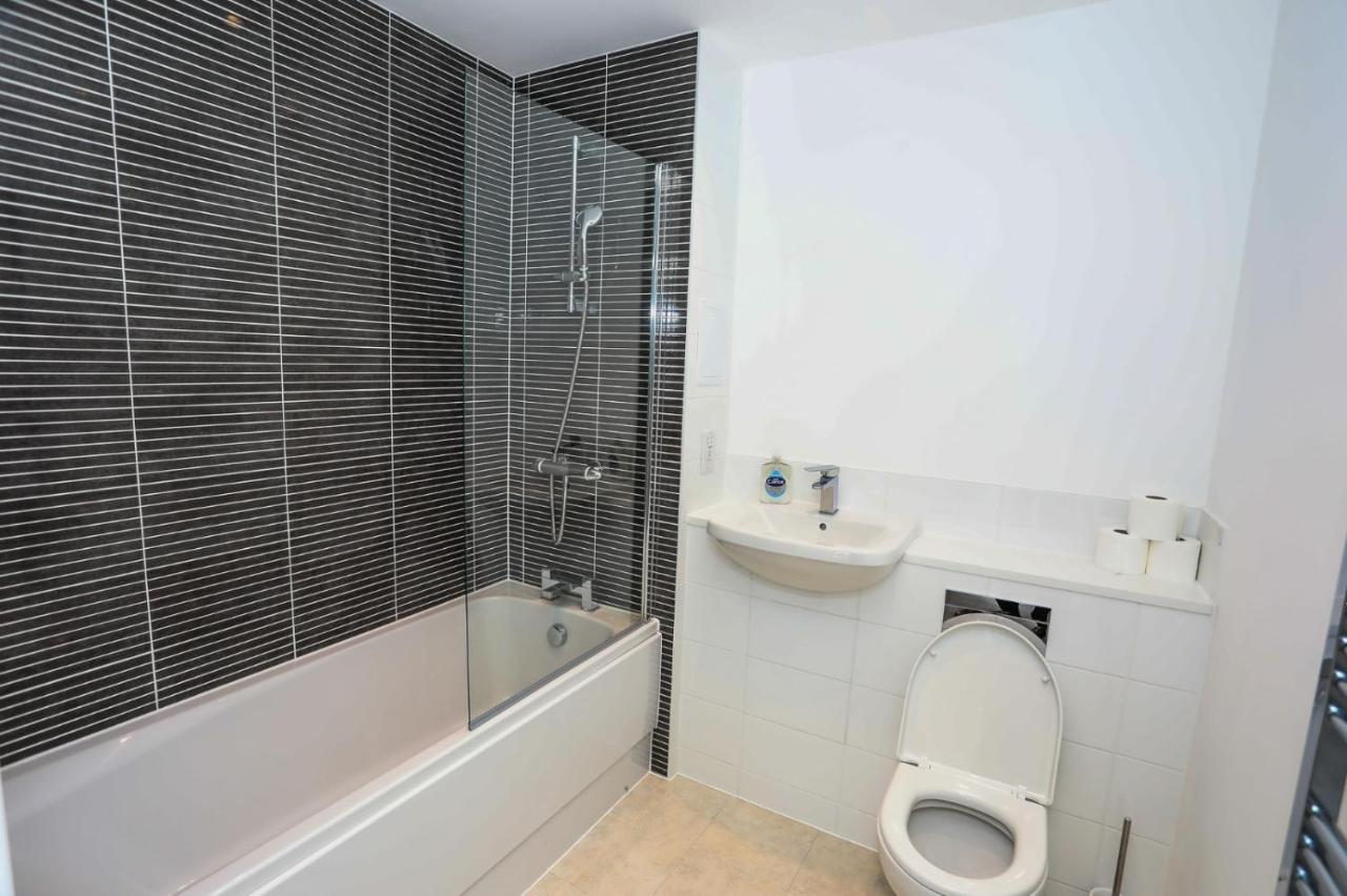 Lovely 2 Bed Apartment With Parking London Luaran gambar