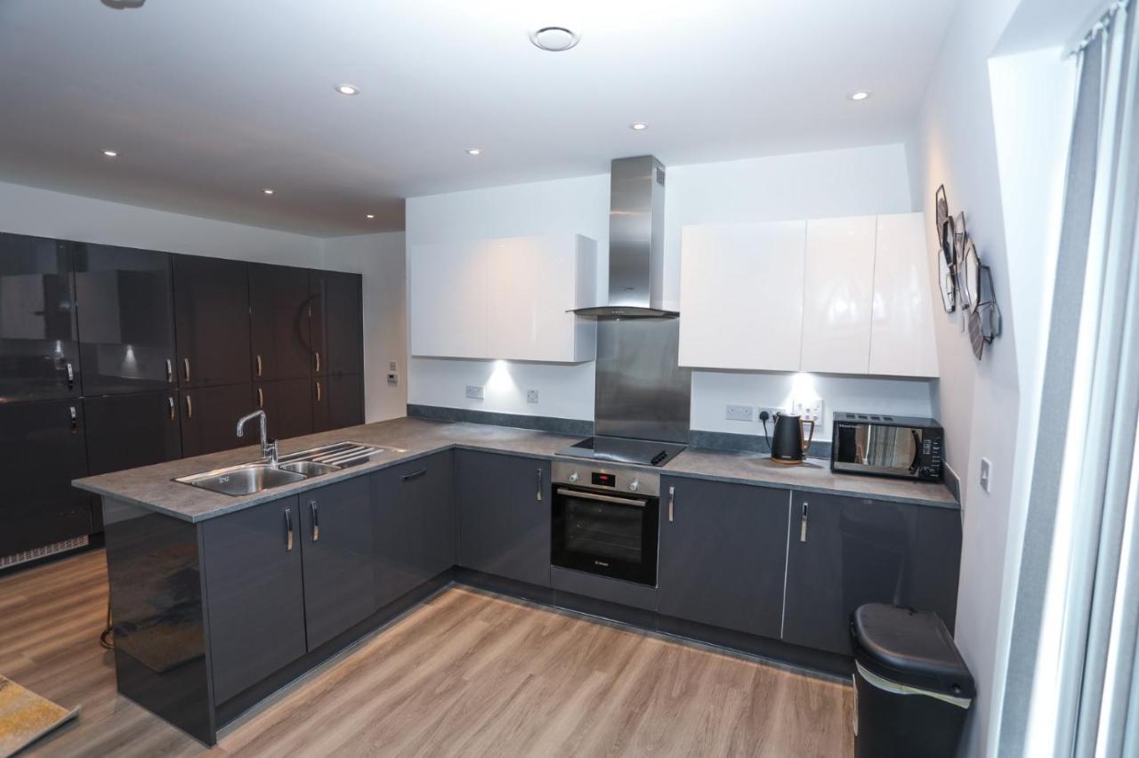 Lovely 2 Bed Apartment With Parking London Luaran gambar