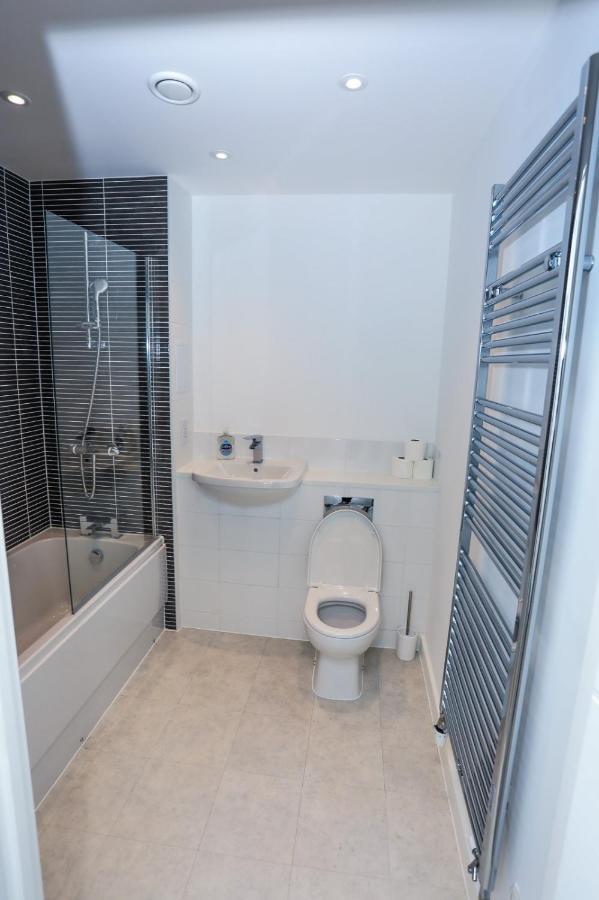 Lovely 2 Bed Apartment With Parking London Luaran gambar