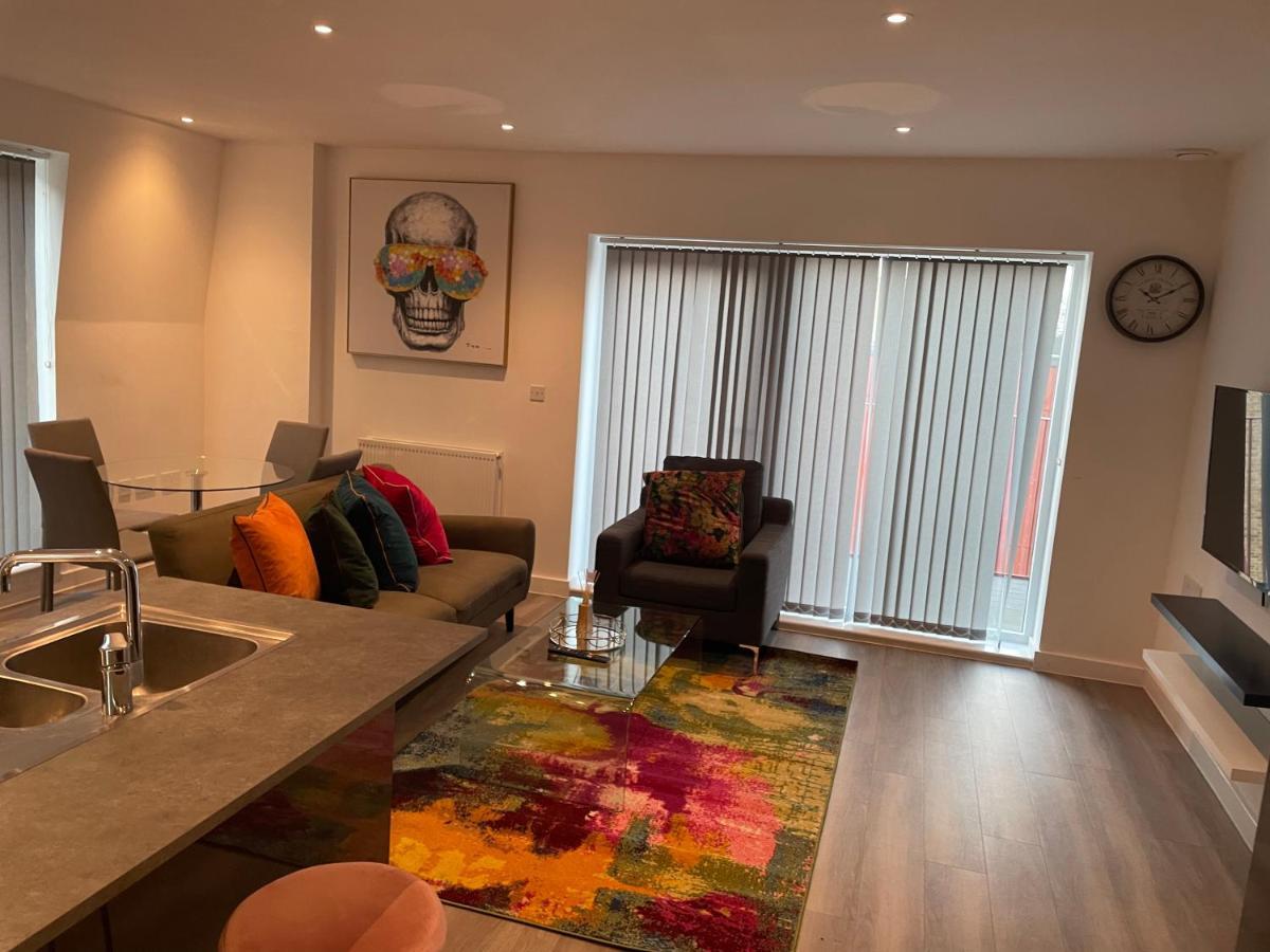 Lovely 2 Bed Apartment With Parking London Luaran gambar