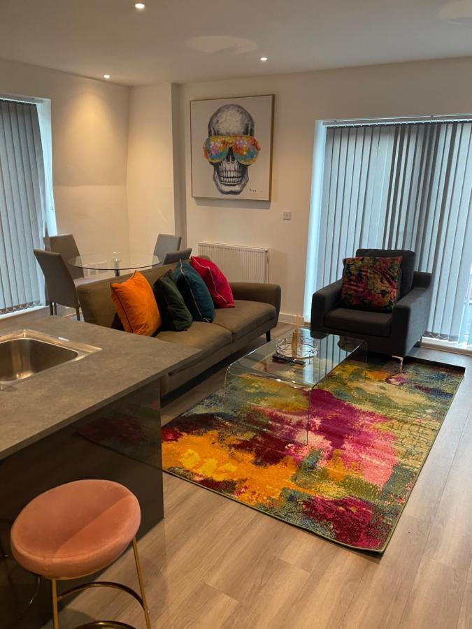 Lovely 2 Bed Apartment With Parking London Luaran gambar